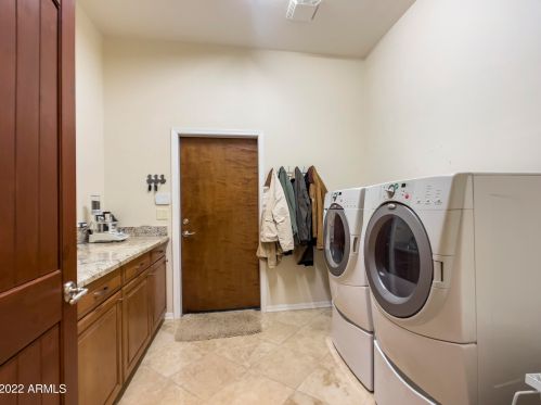 38233 31st Ave, Phoenix AZ  85086-7291 exterior