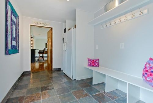 95 Llewellyn Dr, Montgomery MA 01085-2513 exterior