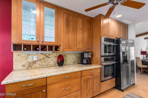 17235 2nd Pl, Phoenix AZ 85022-2315 exterior