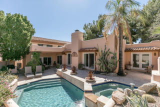 6192 28th Pl, Phoenix AZ  85016-2157 exterior