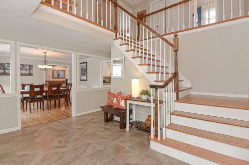 11 Robin Rd, Norfolk, MA 02056-1707