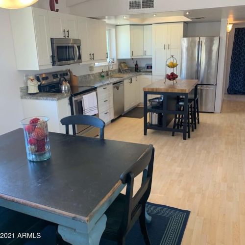 2620 Captain Dreyfus Ave, Phoenix AZ 85032-6706 exterior