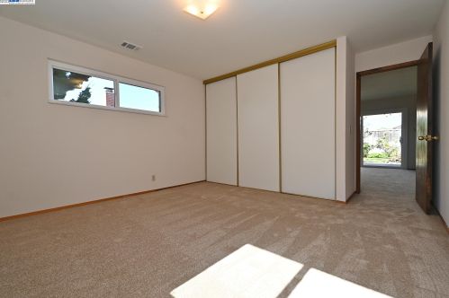 14297 Tiburon Rd, San Leandro CA 94577-6536 exterior