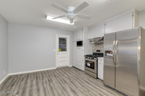 1123 El Camino Dr, Phoenix AZ 85051-4628 exterior