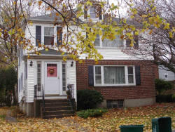 39 Farquhar Rd, Newton, MA 02460-2007