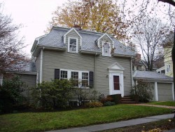 94 Hyde Ave, Newton, MA 02458-2332
