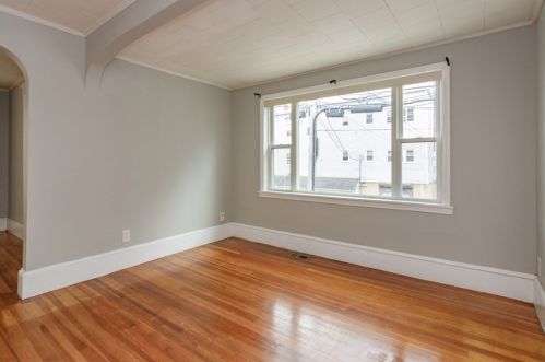 3 Mt Vernon St, Lawrence MA 01843-3206 exterior