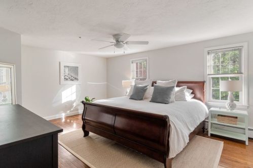 108 Candia St, Weymouth MA  02189-1004 exterior