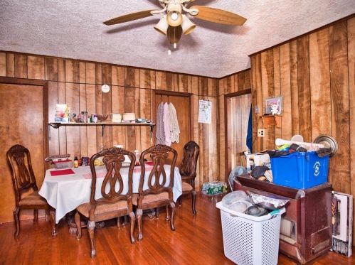 24 Adams St, New Bedford MA 02746-1333 exterior