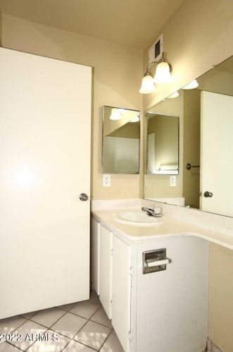 3763 Crocus Dr, Phoenix AZ 85032-5420 exterior