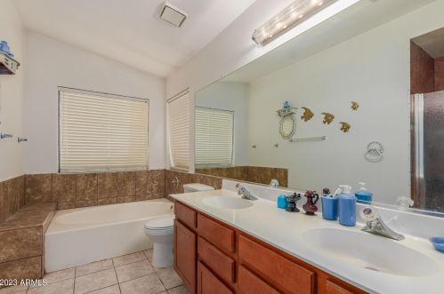 8914 Cambridge Ave, Phoenix AZ 85008-1215 exterior