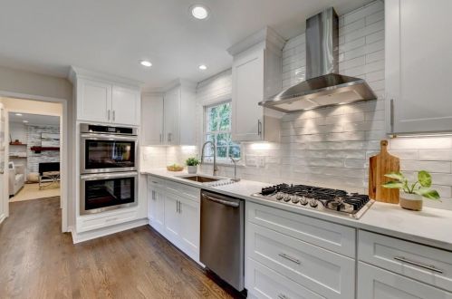 2349 Leisure Lk Dr, Atlanta GA 30338-5319 exterior