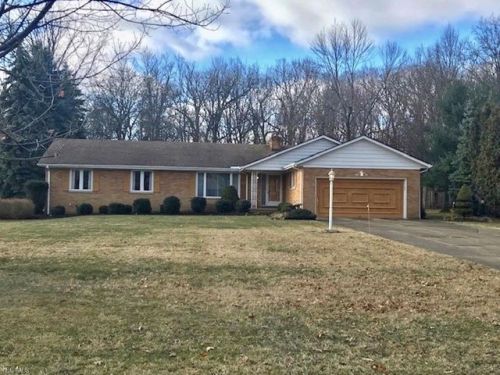 6204 Lafayette Blvd, Cleveland, OH 44131-3322