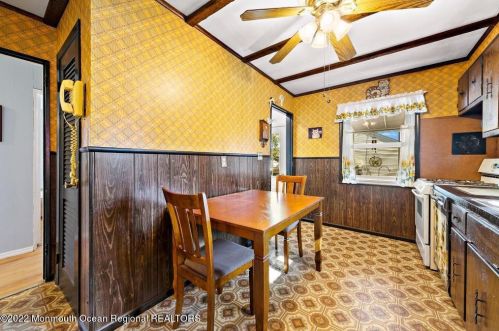 41 Reynolds Dr, Tinton Falls NJ 07724-2323 exterior