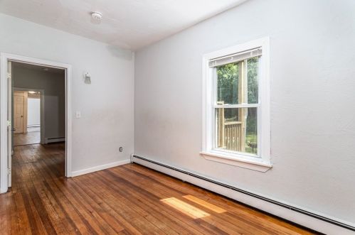 61 Estabrook St, Royalston MA 01331-3516 exterior