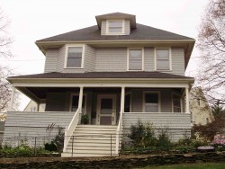 54 Marlboro St, Newton, MA 02458-2443