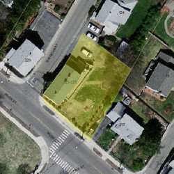 223 River St, Newton MA 02465-1433 aerial view