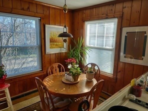 93 Haverhill St, Methuen MA 01844-4240 exterior