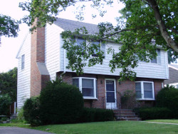 51 Dearborn St, Newton, MA 02465-1533