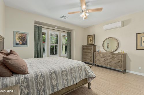 8607 16 Dr, Phoenix AZ 85007-4402 exterior