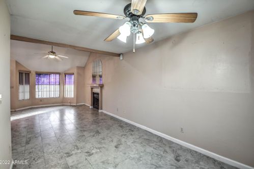 7330 Coolidge St, Phoenix AZ 85015-3845 exterior