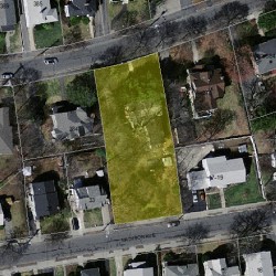 376 Newtonville Ave, Newton MA 02460-1941 aerial view