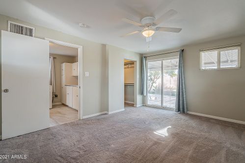 1817 38 Dr, Phoenix AZ 85053-5407 exterior