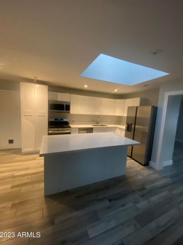 4109 Catalina Dr, Phoenix AZ 85031-3841 exterior