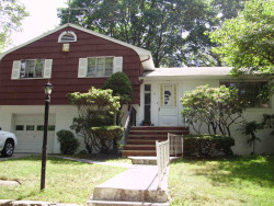 6 Dorcar Rd, Newton, MA