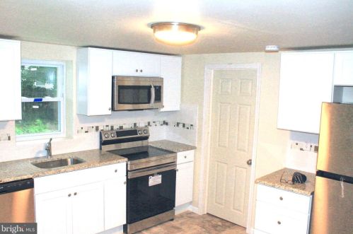 123 Adams St, West Deptford NJ 08066-1306 exterior