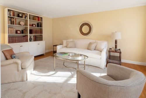 84 Leavitt St, Hingham MA 02043-2973 exterior