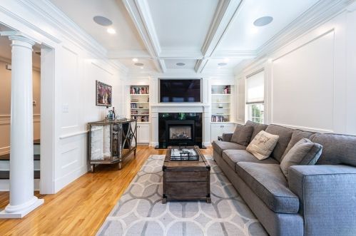 1058 Highland Ave, Needham MA 02494-1128 exterior