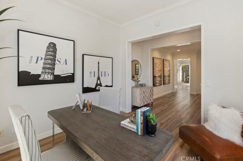 10 Hallwood, Irvine CA 92602-0944 exterior