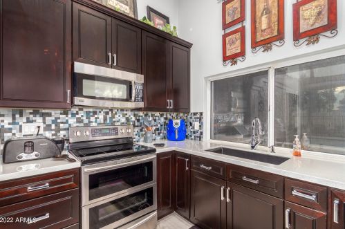 16202 33 Pl, Phoenix AZ 85032-3110 exterior