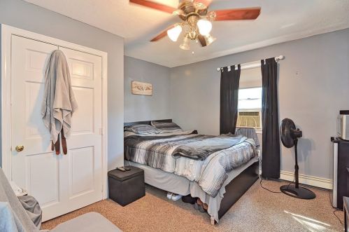 208 Cherry St, Newton MA 02465-1246 exterior