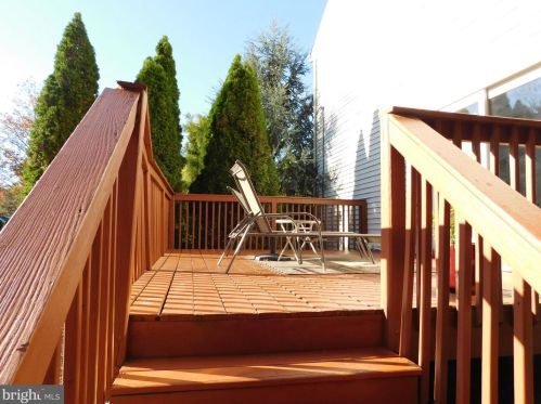 612 Schaeffer Ave, West Deptford NJ 08096-6631 exterior