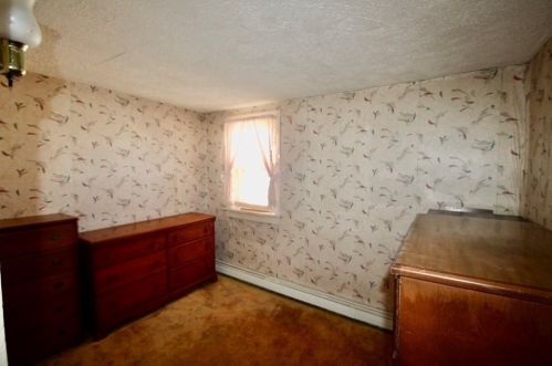 32 Winter St, Taunton MA 02780-1922 exterior