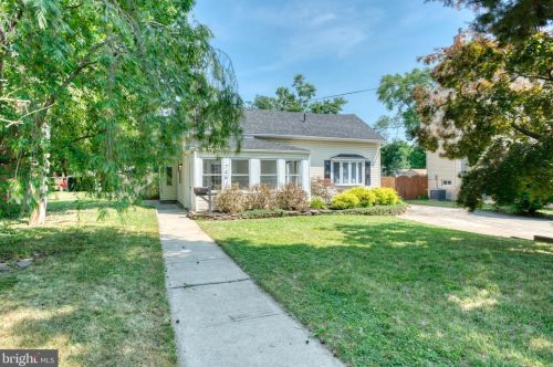 746 Carter Ave, West Deptford NJ  08096-1468 exterior