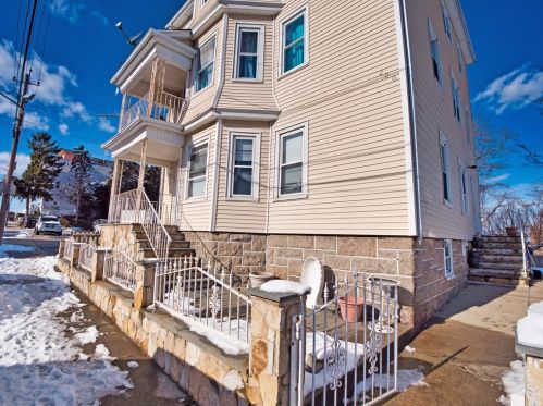 200 Essex St, Fall River MA 02720-2998 exterior