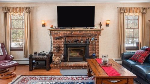 130 Conant Rd, Royalston MA 01331-9758 exterior