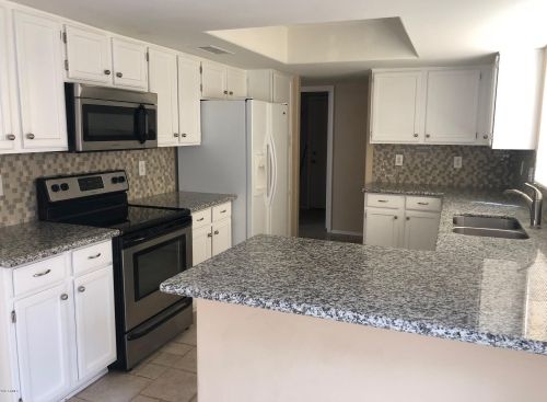 1237 Angela Dr, Phoenix AZ  85022-2082 exterior