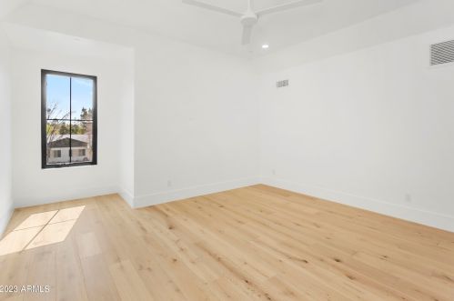 222 Belmont Ave, Phoenix AZ  85021-7229 exterior