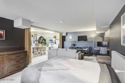 1492 Mdw Loop Rd, Park City UT 84098-5941 exterior