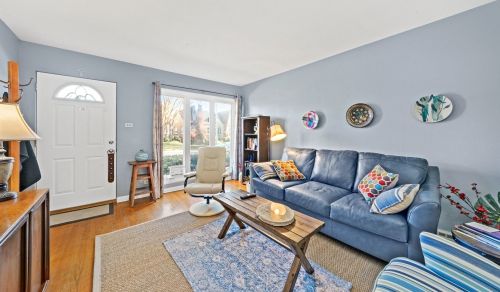 2738 Oak Park Ave, Forest View IL 60402-2535 exterior