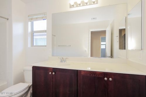 2806 73rd Dr, Phoenix AZ  85035-3256 exterior