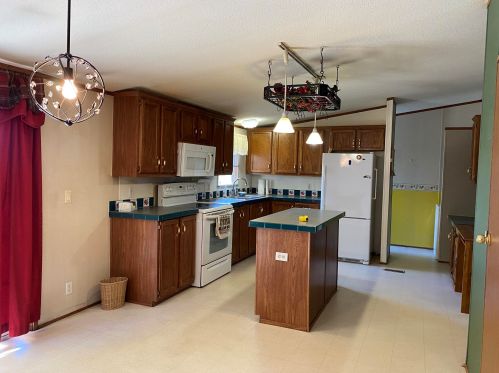 630 Tower Dr, Verona KY 41092-8175 exterior