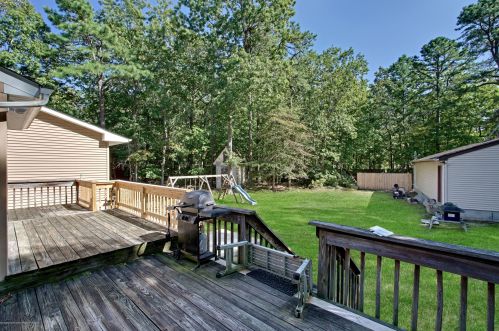 715 Reed Rd, Jackson Twp NJ 08527-4737 exterior