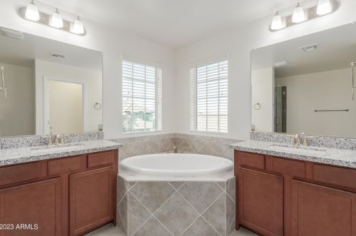 817 Constance Way, Phoenix AZ  85042 exterior