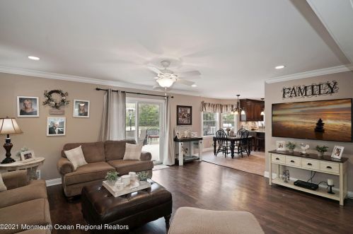 5 Mt Olive Ln, Jackson Twp NJ 08527-4835 exterior