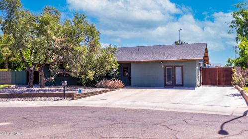 3321 34th St, Phoenix, AZ 85018-6257